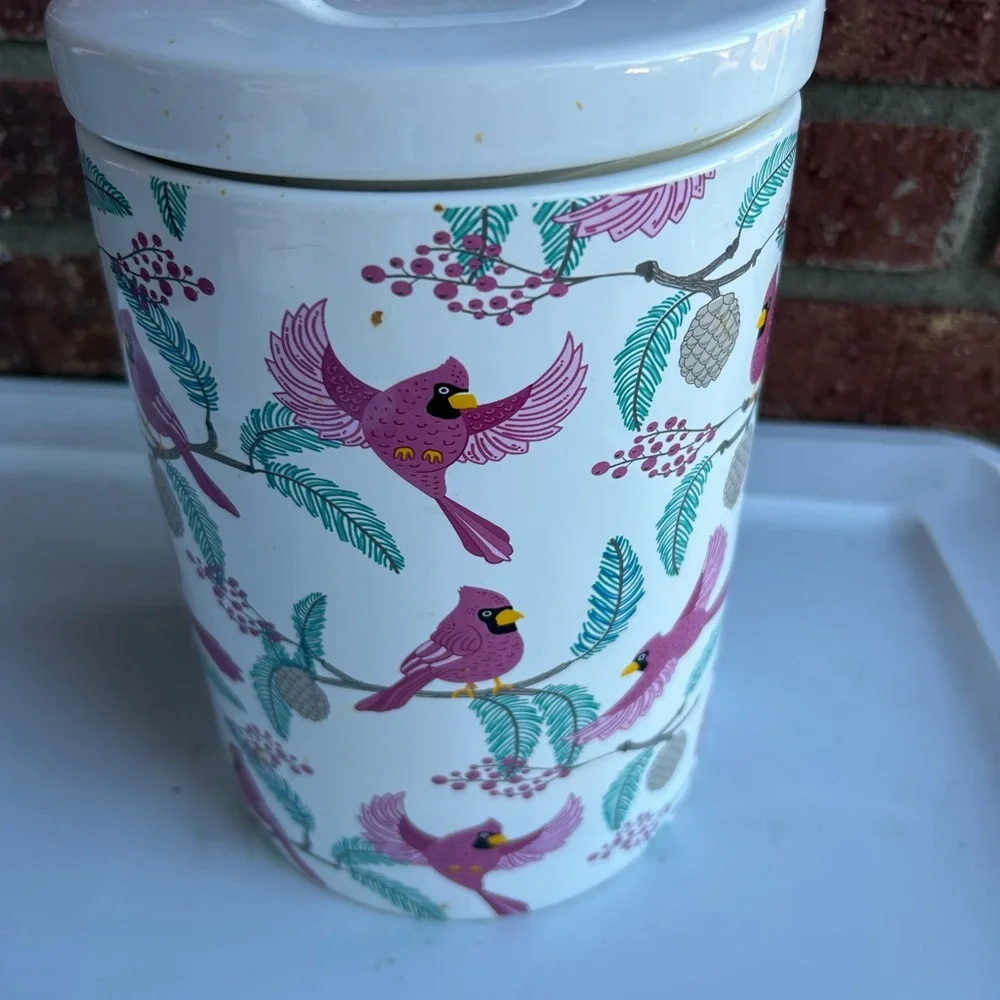 Floral‎ Cardinal Ceramic Storage Jar